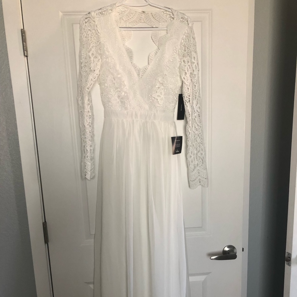 Lulu’s White Lace Maxi Dress